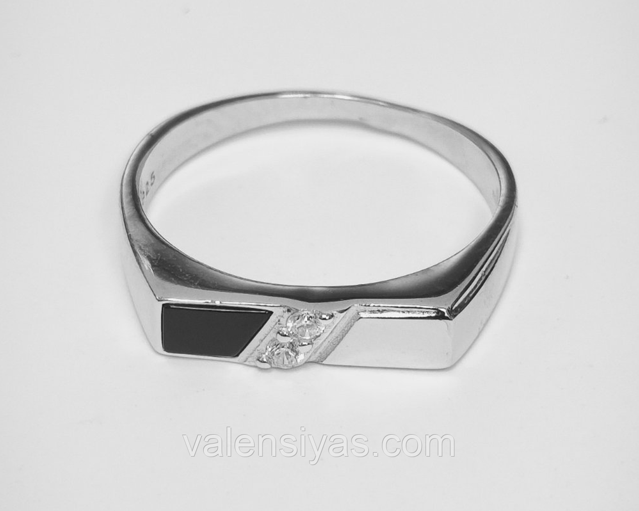 Чоловічий перстень зі вставкою фіаніт/онікс, Розмір 19,0, Вага: 2.9 г