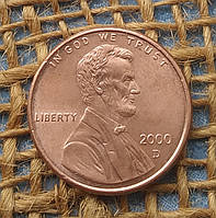 1 цент 2000 року. (D) США