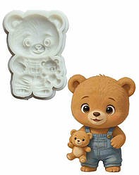 Силіконовий молд для шоколаду, зефіру та ін  "Ведмедик з іграшкою (перед)"