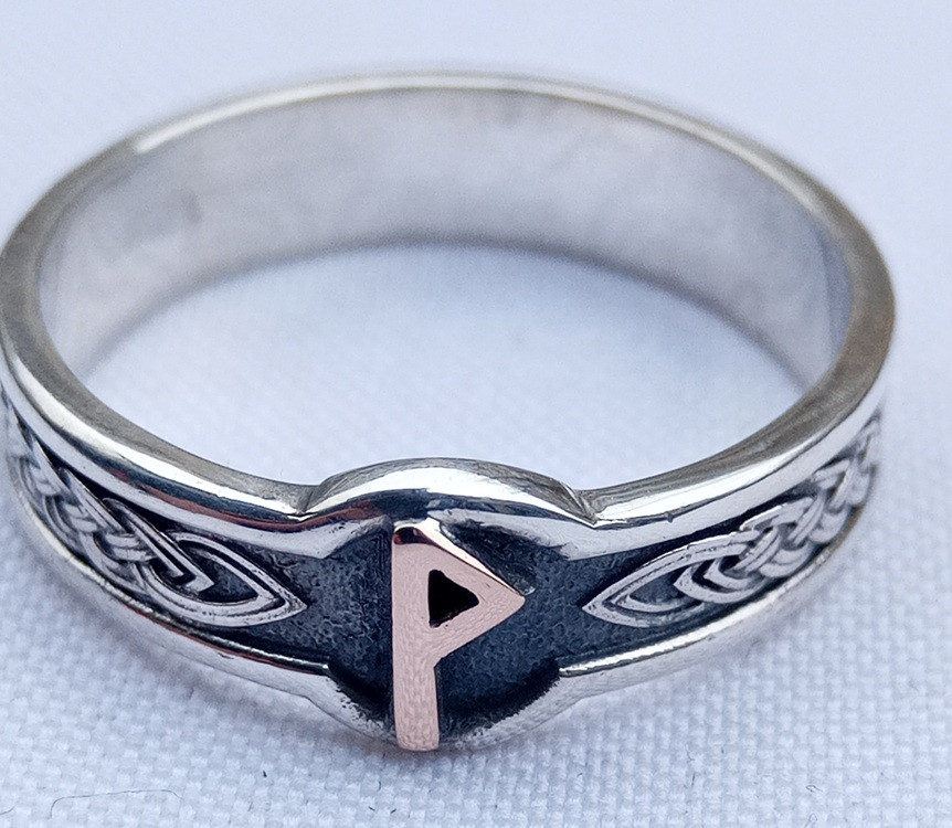 Кільце з Руною Вуньо з срібла 925 проби з золотою накладкою 585 проби, фото 1