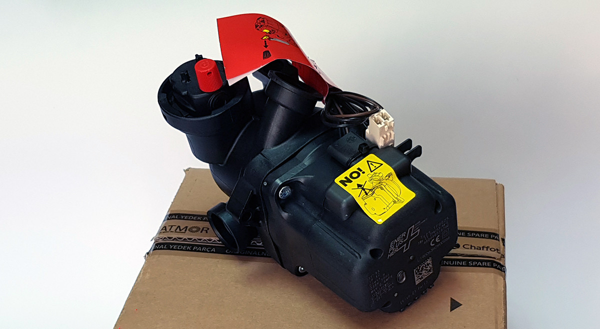 Насос циркуляційний Ariston CARES, CLAS, GENUS PREMIUM EVO 60001947, фото 1