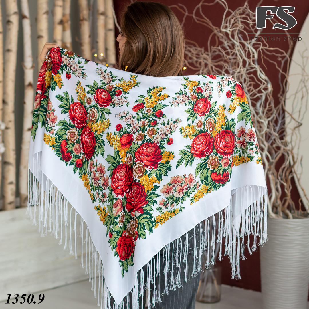 Біла шерстяна хустина Слова любові