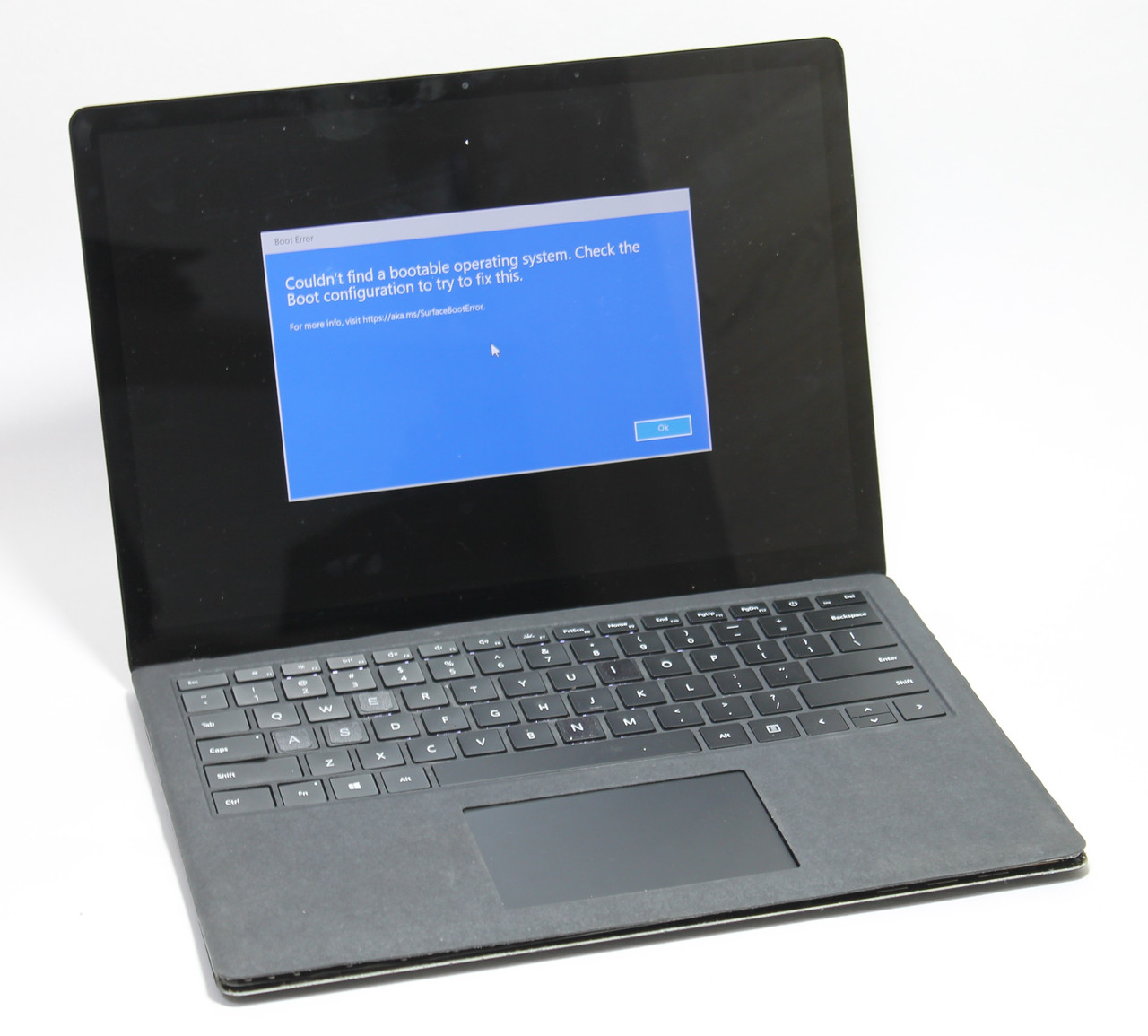 Microsoft Surface Laptop 13.5" i7 (8-го покоління) / 8GB / 256GB — на запчастини, фото 1