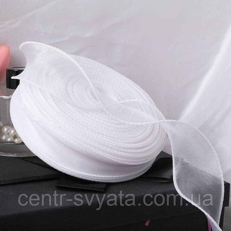 Стрічка органза з хвилястим кантом 4 см (36 м) Біла