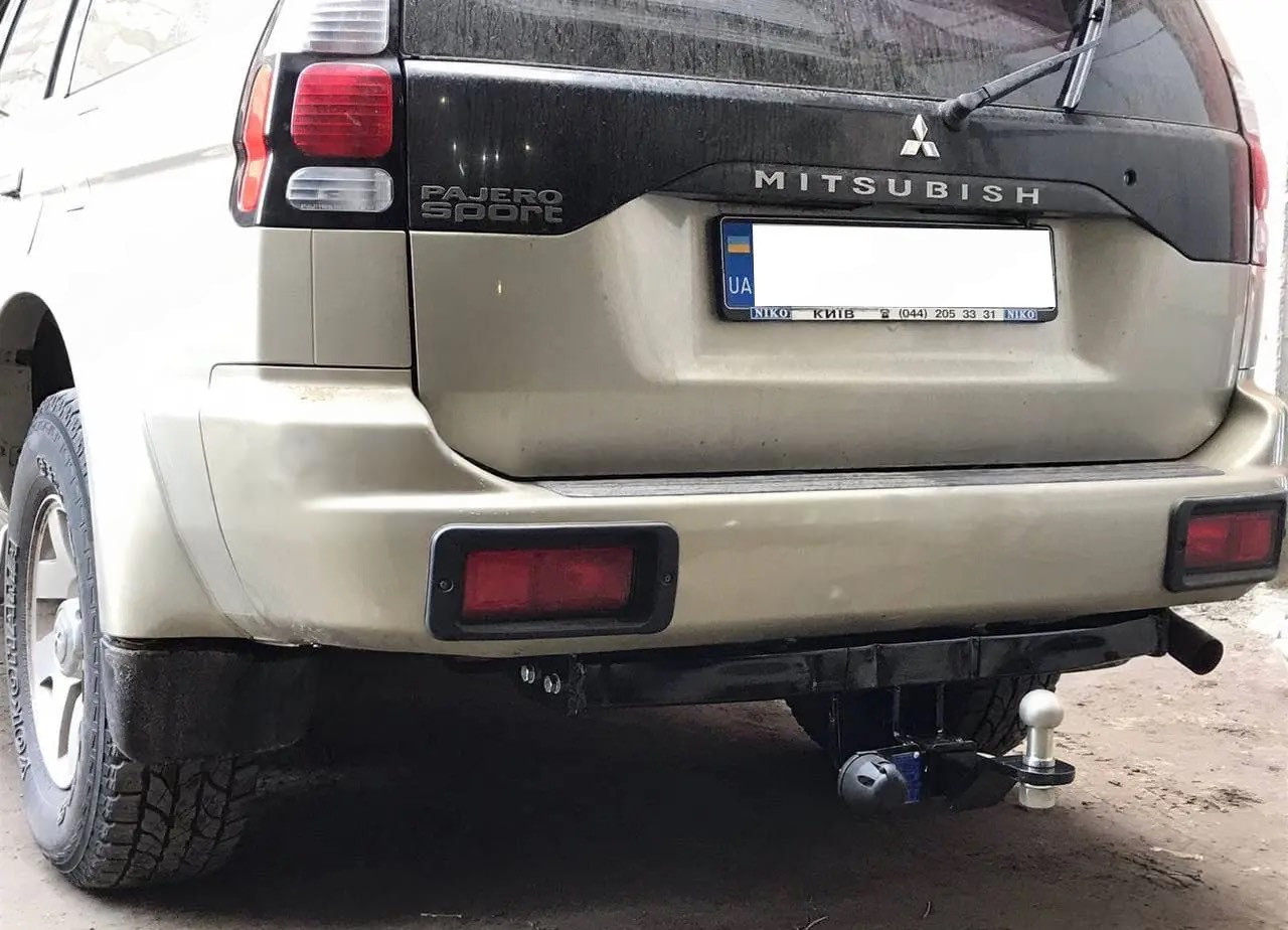Фаркоп - Mitsubishi Pajero Sport Позашляховик (1998-2009) вставка під квадрат