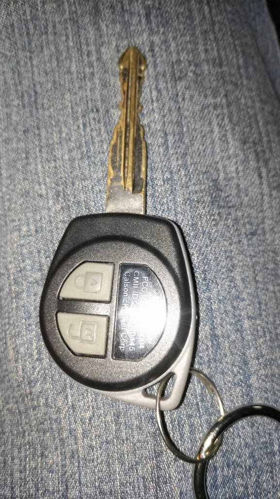 Ключ заготовка, корпус під чип, 2 кн, Suzuki (Сузуки) HU133R (49-04) - фото покупців 1