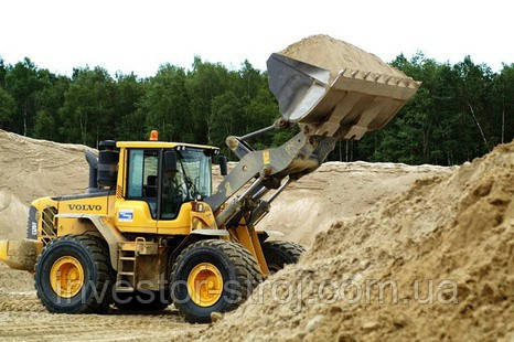 Спешите быстро и легко приобрести песок заказав по телефону 7-555-864 Песок мытый от мешка до самосвала.