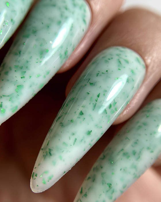 База для нігтів Dark Pro Base Potal №11 молочний із зеленою поталлю, 15 мл, фото 1