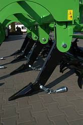 Глибокорохлитель Bomet глебеш польський на 9 стійок U486/3