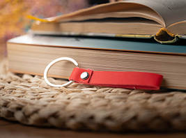 Ремінці для ключів з кільцем. Колір червоний. 11см