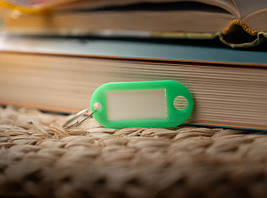 Бирка для ключів. Колір зелений. 50мм