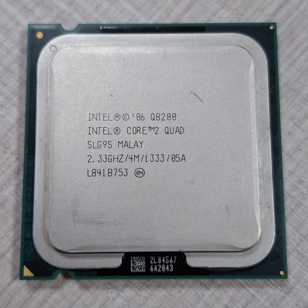 Процессор Intel C2Q Q8200 /4(4)/ 2.33GHz