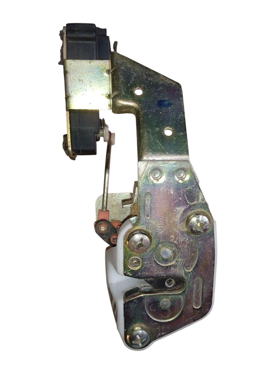 Замок двері передньої лівої електричний у зборі Chery QQ S11 - S11-6105030, (з розбірки)