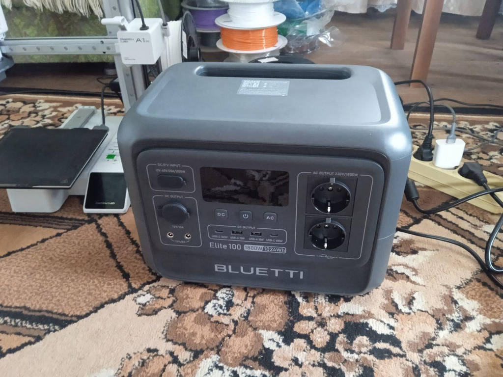 Портативна зарядна станція 1800W ELITE 100 V2 BLUETTI - фото покупців 1