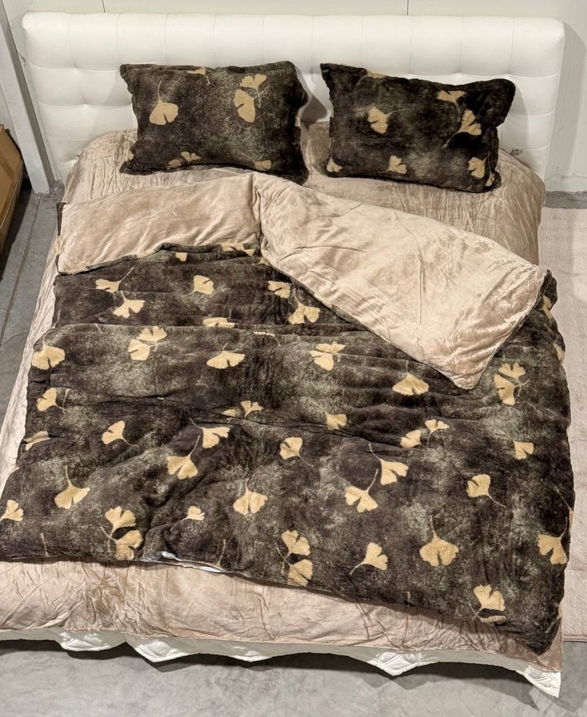 Тепла постільна білизна L&M Home Textiles - двухспальний розмір