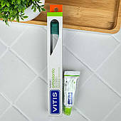 Зубна щітка Vitis Orthodontic Access + паста 15 мл