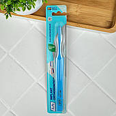Зубна щітка TePe Implant/Ortho для імплантів і брекетів, м’яка, синя