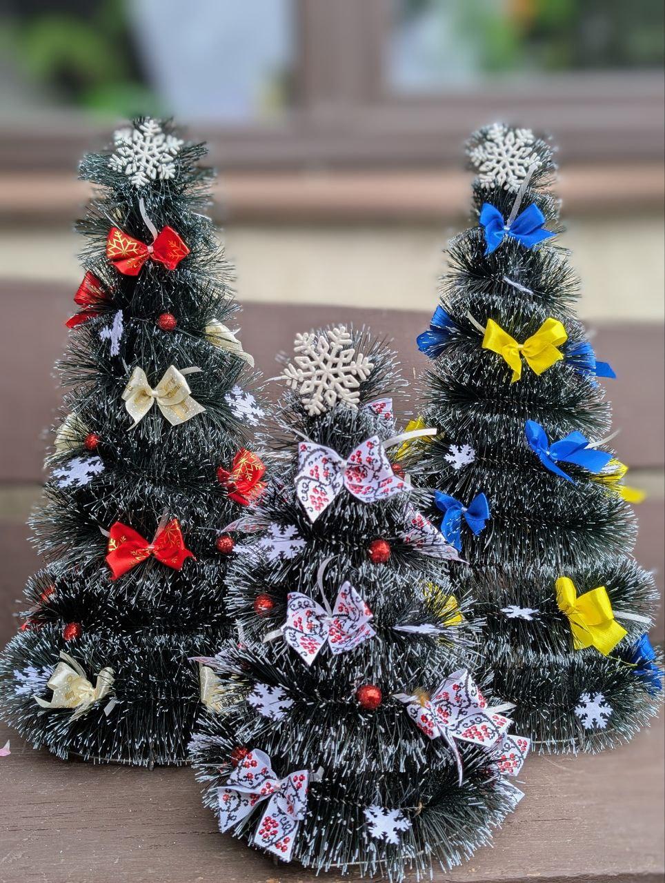 Ялинка з декором 50см каркасна Хупсі. (КОЛІР ДЕКОРУ НЕ ОБИРАЄТЬСЯ), фото 1