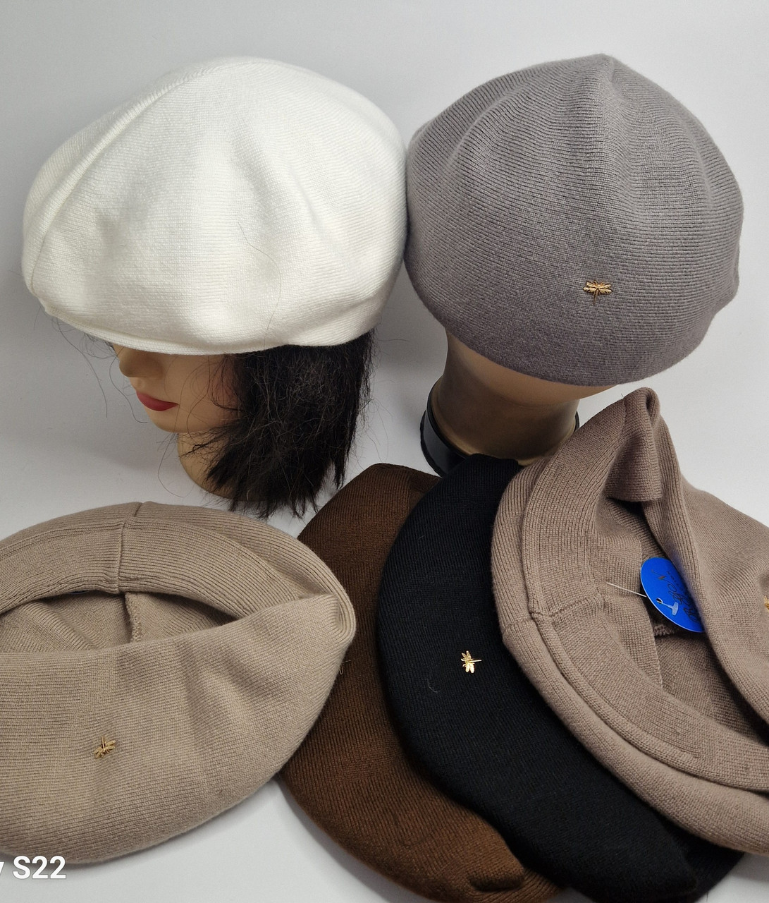 Оптом Берет с козирьком жіночий зимовий Віскоза  7 км