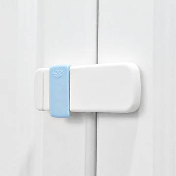 Замок для стулних дверей Safe baby