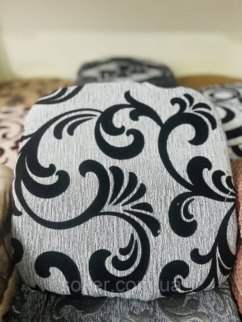 Чохли на квадратні стільці