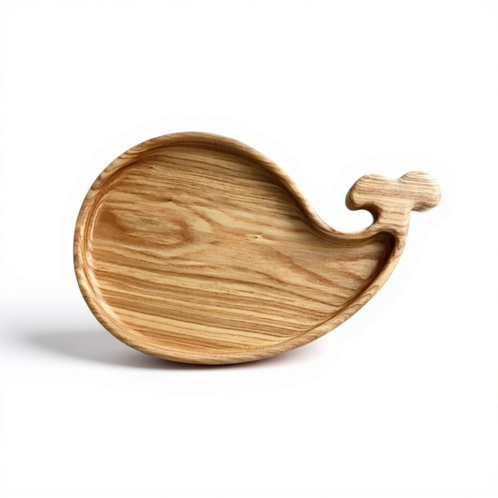Дитяча екологічна тарілка з дерева у формі тварини "Кит" ясень, фото 1