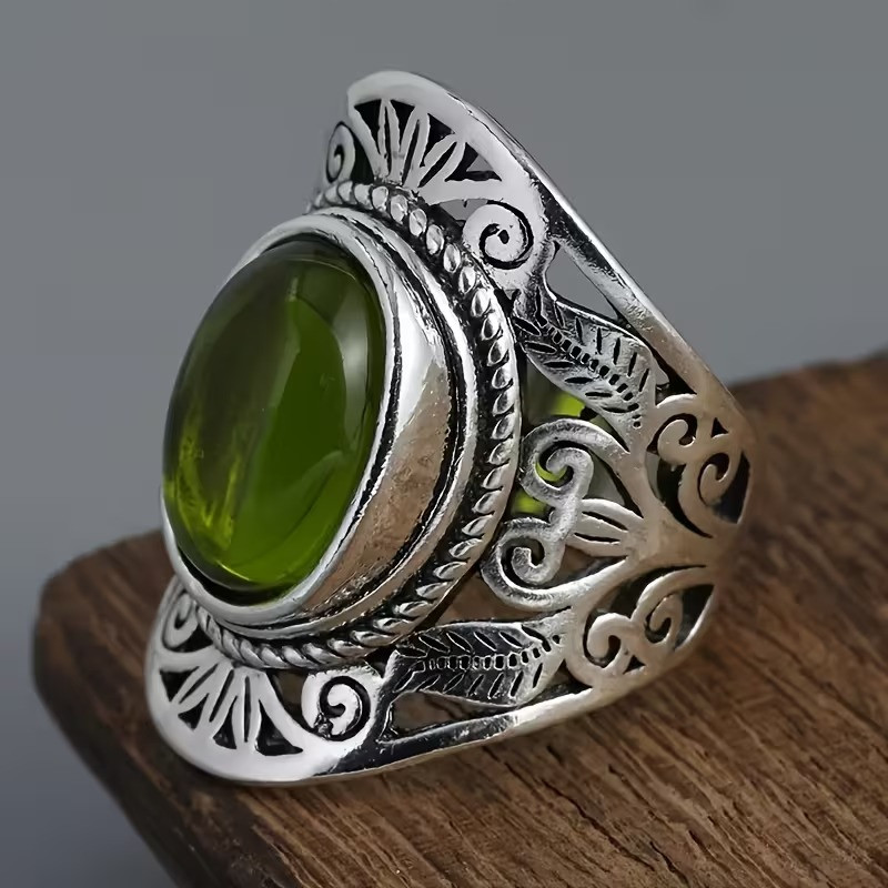 Кільце вінтажне богемне масивне з великим зеленим синтетичним акриловим каменем розмір 20, фото 1