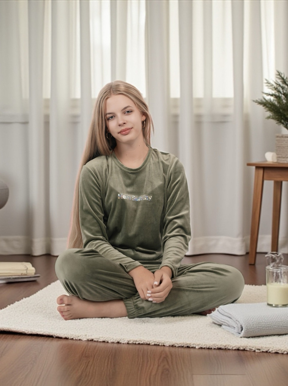 Велюрові комплекти з довгими штанами, фото 1