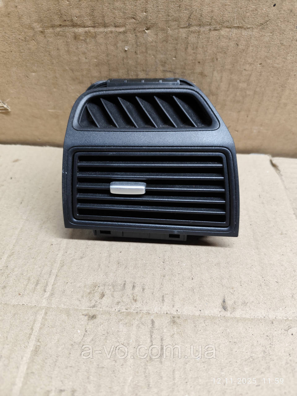 Дефлектор повітряний Fiat Grande Punto 735383263, фото 1