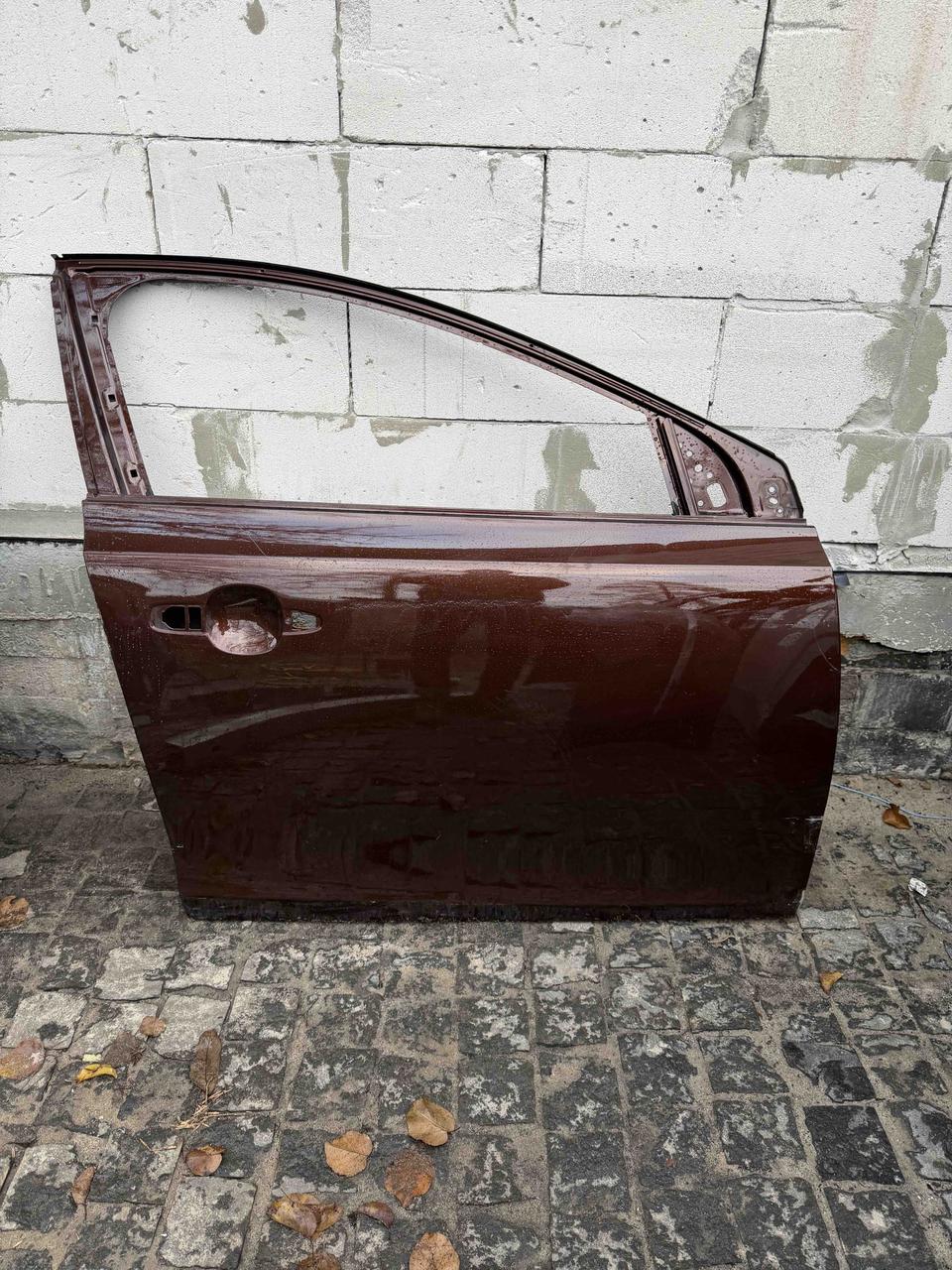 Двері передня права Volvo V40 Вольво V40 від2012-рр  оригінал бв, мінімальна притертість, фото 1