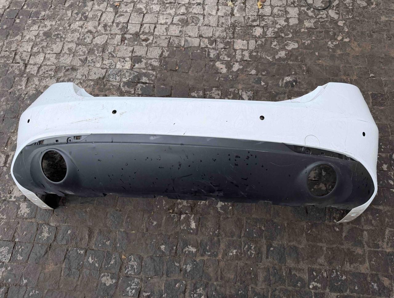 Бампер задній Alfa Romeo Gulia Альфа Ромео 7658376  оригінал бу, тріщина не наскрізь, фото 1