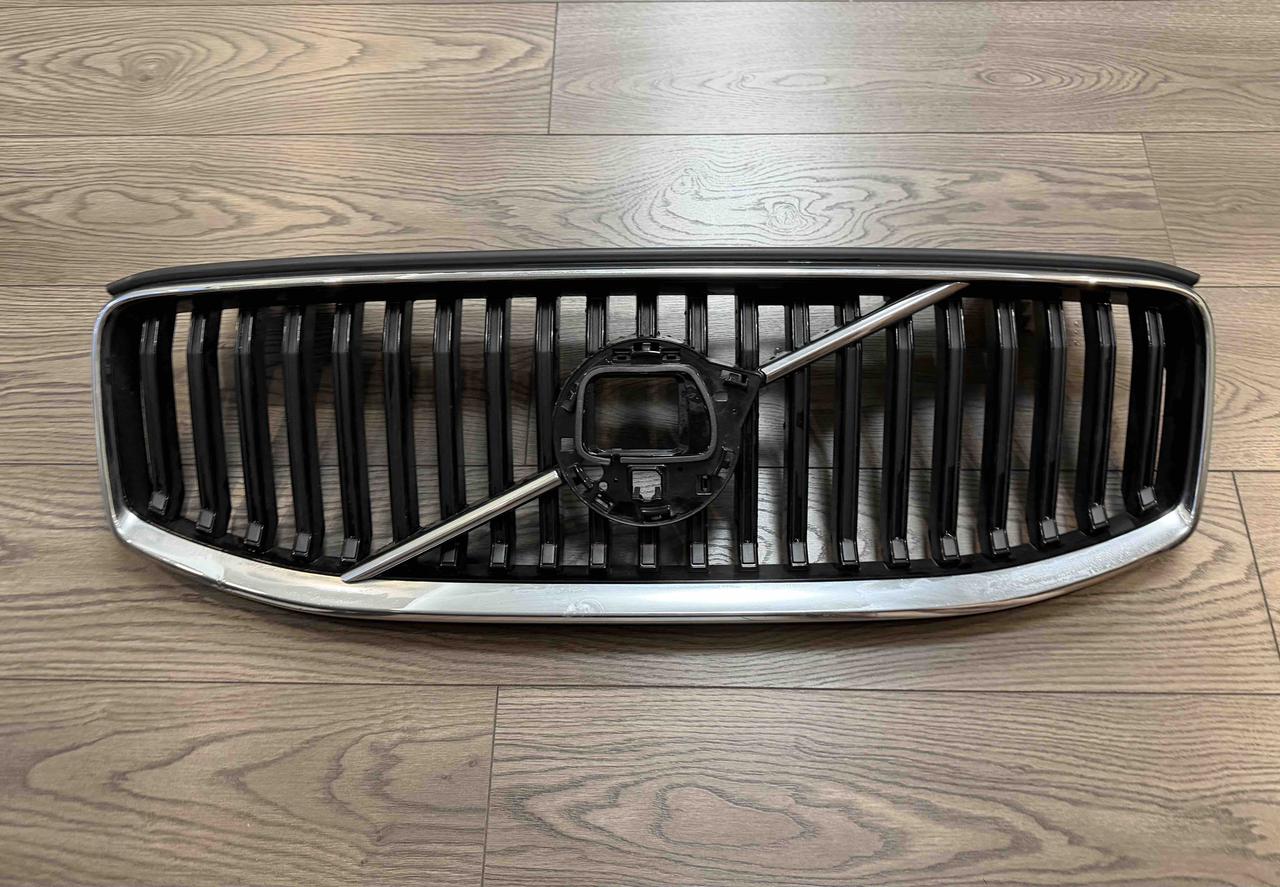 Решітка радіатора Volvo xc60 Вольво ХС60 рестайл від2021-нч 32291019, фото 1