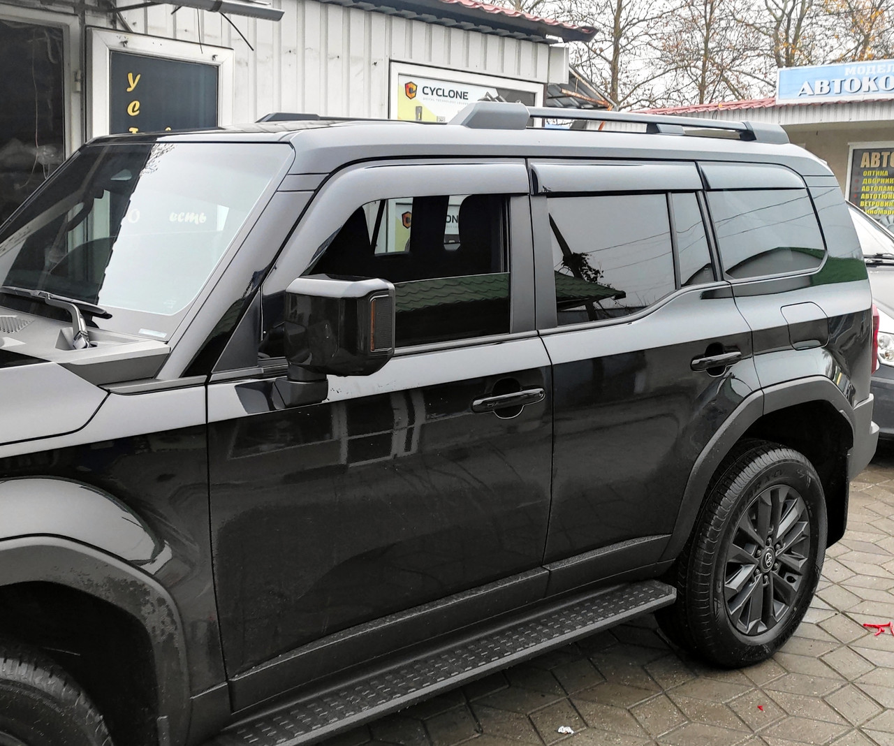 Дефлектори вікон (вітровики) Land Cruiser J250 6шт. 2023- (Тайвань)