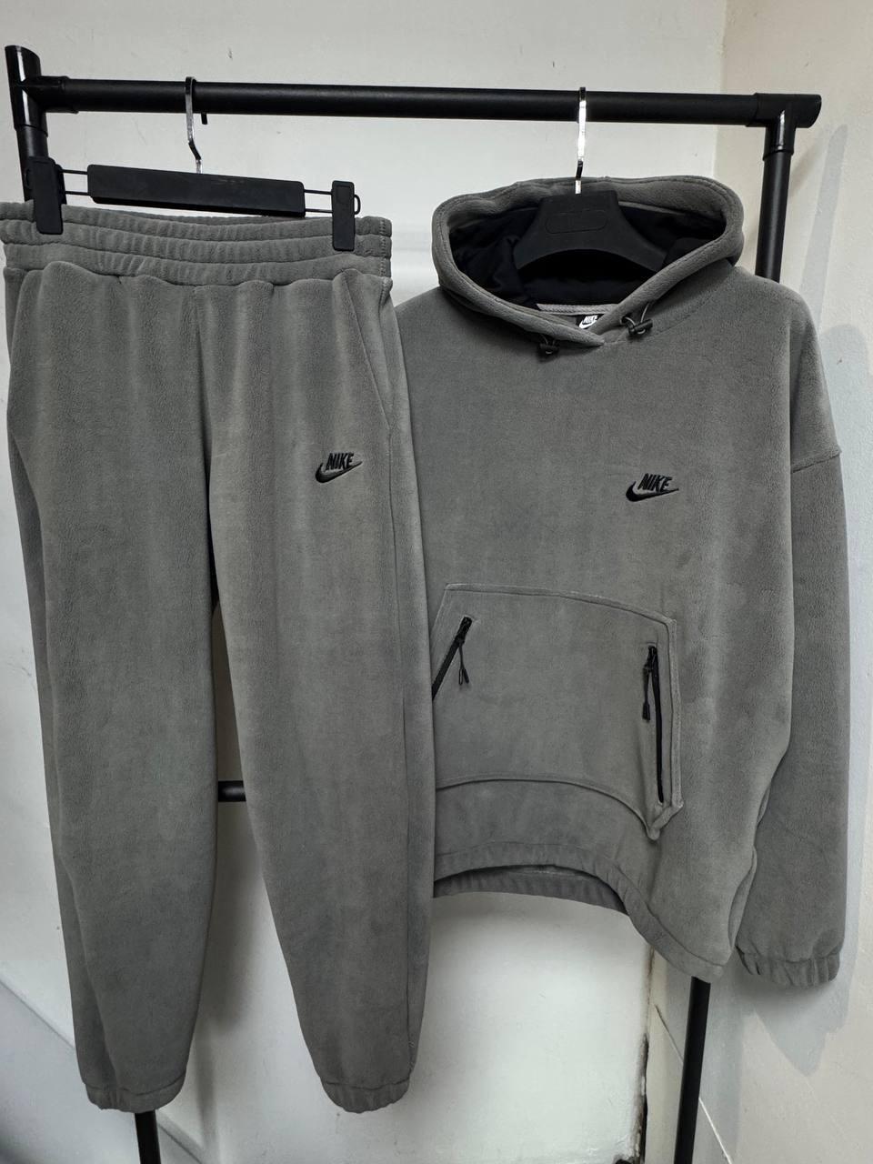 Чоловічий теплий флісовий спортивний костюм Nike, чоловічий зимовий костюм Найк сірий. Чоловічий одяг Зима, фото 1