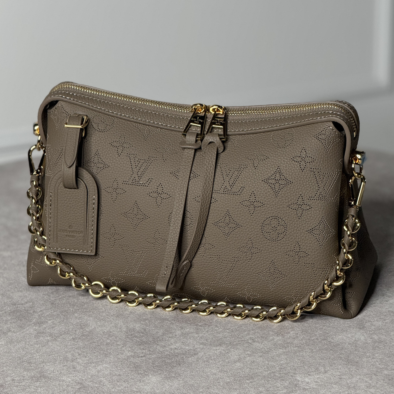 Жіноча сумка Louis Vuitton Hand It All PM
