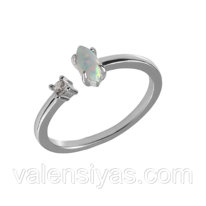 Срібна каблучка зі вставкою опал/фіаніт, Розмір 15,5, Вага: 1.4 г