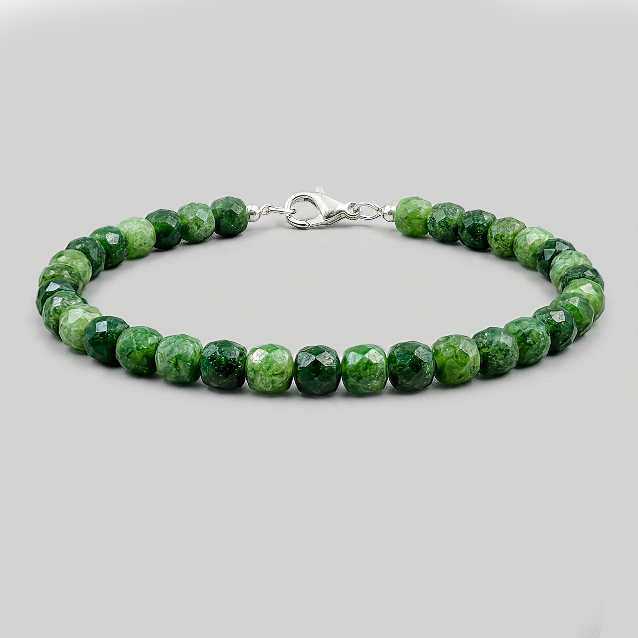 Нефрит Канадський 5,7х5,7 браслет, 0458ТН, фото 1