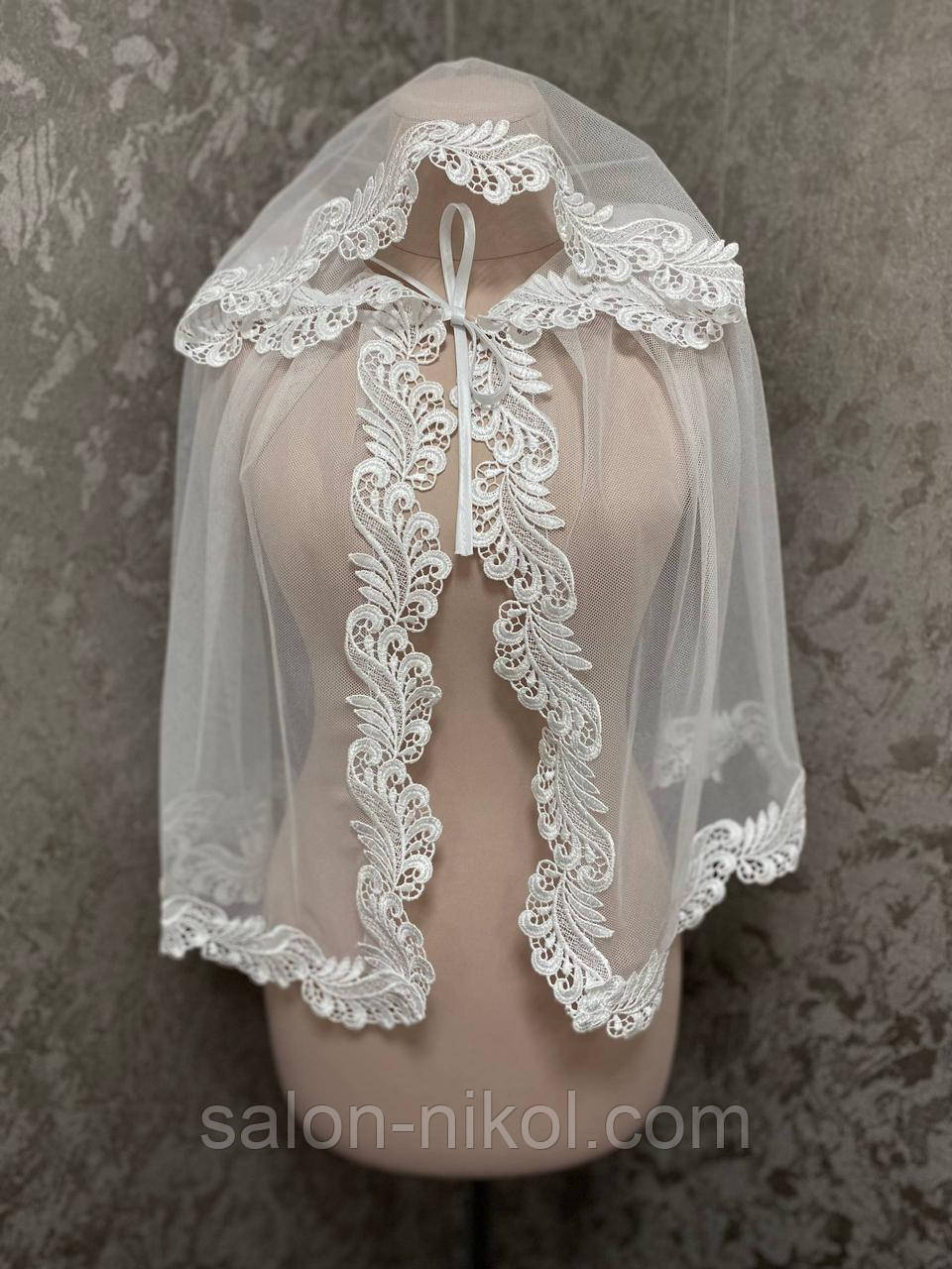 Палантин з капюшоном у білому кольорі з вишуканим мереживом по контуру, фото 1