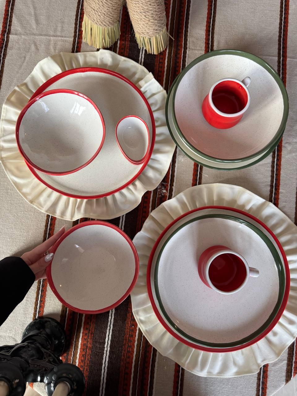 Комплект на дві персони «Капучино Olive» + «Капучино Red»