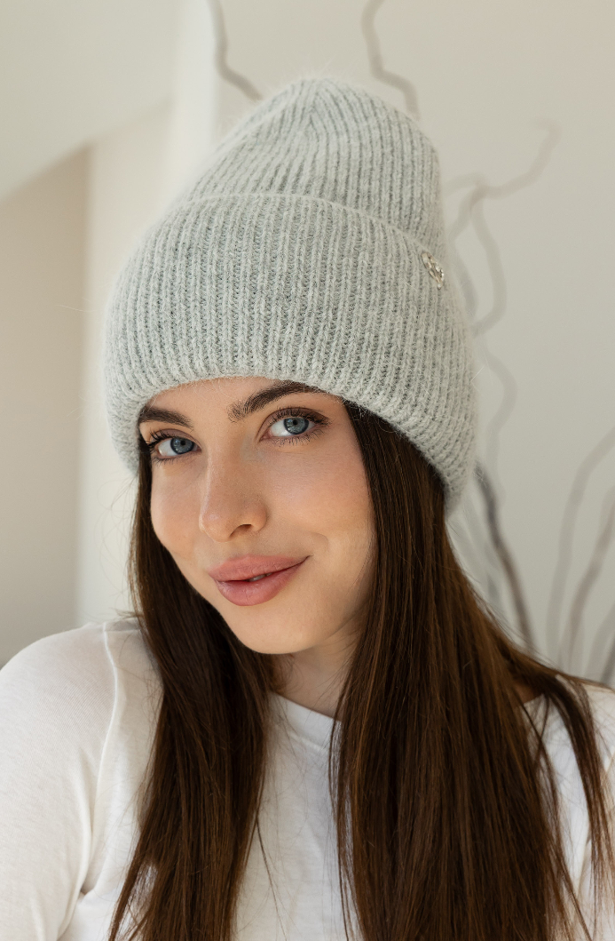 Тепла жіноча шапка "Ангора Серденько" з флісовою підкладко Сірий