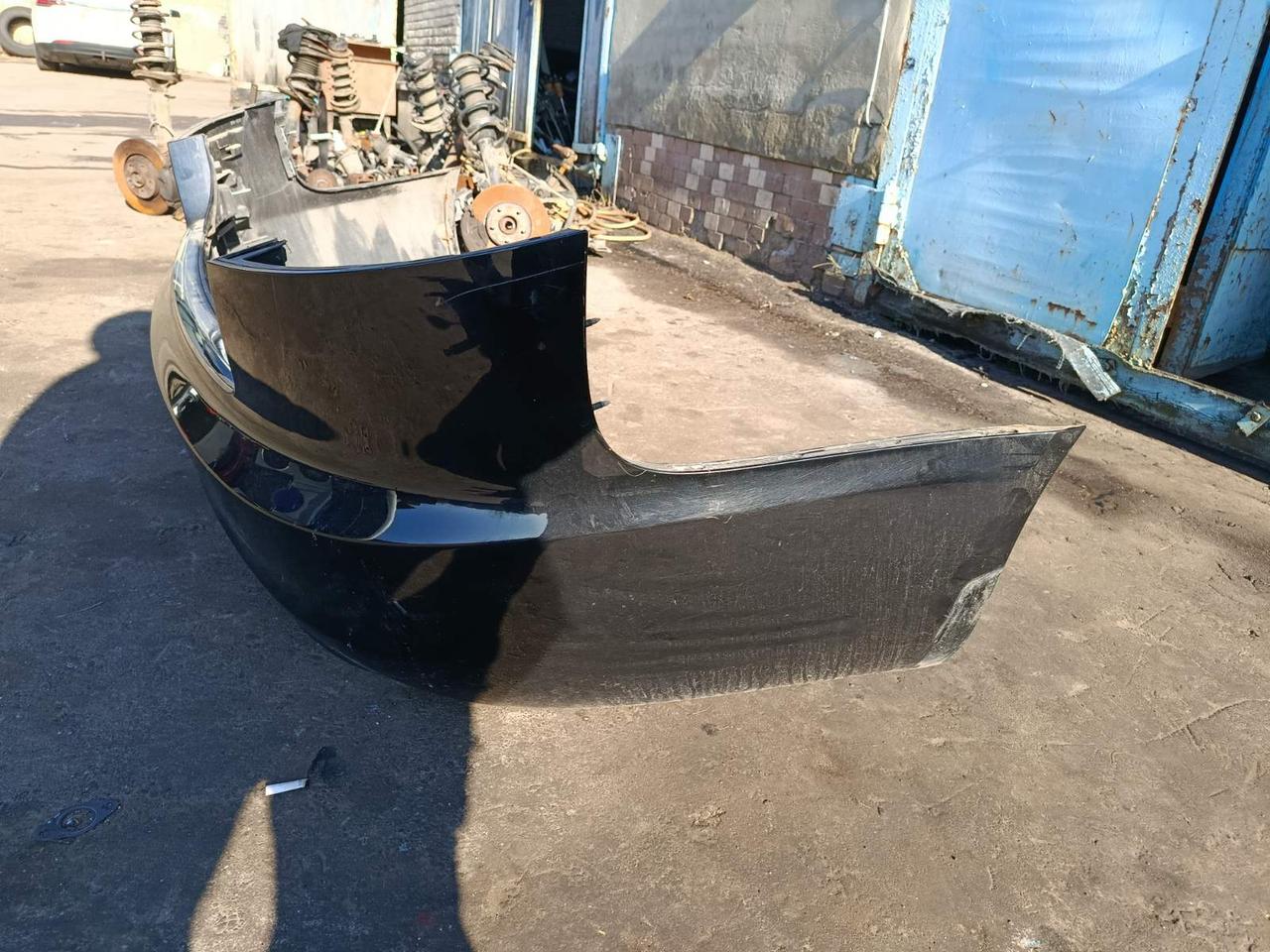 Вітаю зацікавлених на авто розборці Чемпіон !!!<br />
 Предметом оголошення є Бампер Задній Audi A6 C6 Lift колір фарби LY9B&nbsp;<br />
 Бампер в гарному стані , фото актуальні<br />
 Ціна вказана за комплектний бампер як на фото<br />
 Маємо усі запчастини на дану модель<br />
 Більш детальні фото можемо надіслати на Viber Whatsaap Telegram<br />
 Висилаємо по всій Україні по передоплаті на транспортні витрати!<br />
 Запрошую до перегляду інших оголошень автора!!! — фото 4