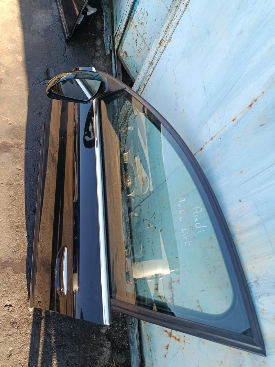 <p>Вітаю зацікавлених на авто розборці Чемпіон !!!<br />
 Предметом оголошення є&nbsp;Дверка Передня Ліва Audi A6 C6 LY9B Sedan Двері Ліві Передні 4F0831051D<br />
 Ціна Вказана за голу Дверку !<br />
 Фактичний стан на фото.&nbsp; Гарантія 14 днів на встановлення та перевірку<br />
 Висилаємо по всій Україні по передоплаті на транспортні витрати!<br />
 Наявність та асортимент на складі постійно змінюються.<br />
 Точні деталі уточняйте по телефону +380973363743</p> — фото 4