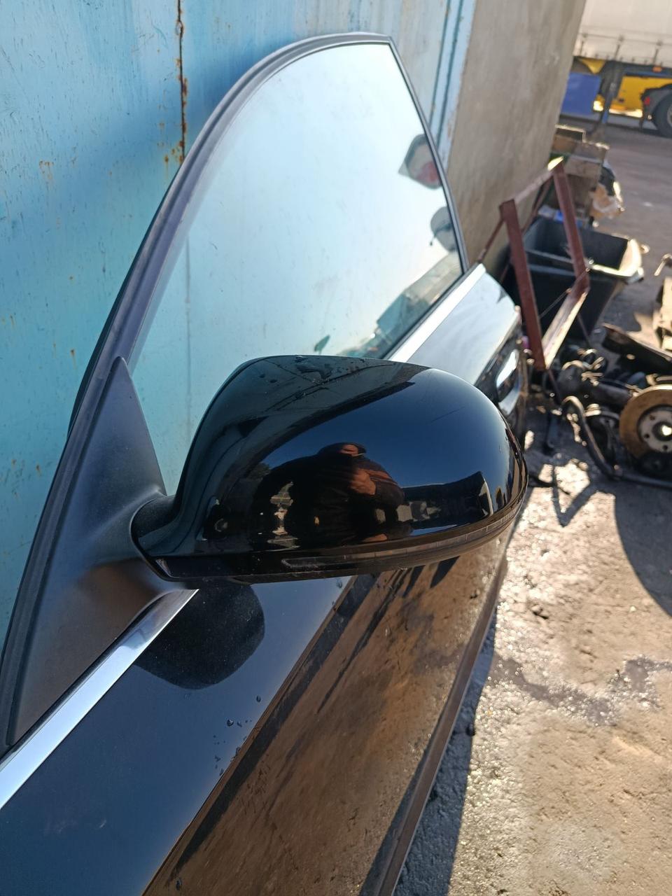 <p>Вітаю зацікавлених на авто розборці Чемпіон !!!<br />
 Предметом оголошення є&nbsp;Дверка Передня Ліва Audi A6 C6 LY9B Sedan Двері Ліві Передні 4F0831051D<br />
 Ціна Вказана за голу Дверку !<br />
 Фактичний стан на фото.&nbsp; Гарантія 14 днів на встановлення та перевірку<br />
 Висилаємо по всій Україні по передоплаті на транспортні витрати!<br />
 Наявність та асортимент на складі постійно змінюються.<br />
 Точні деталі уточняйте по телефону +380973363743</p> — фото 3