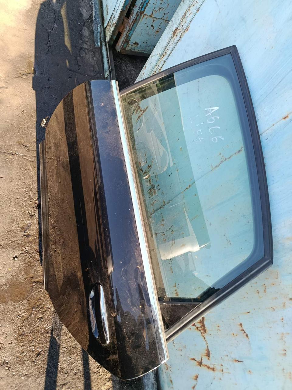 Вітаю зацікавлених на авто розборці Чемпіон !!!<br />
 Предметом оголошення є&nbsp;Дверка Задня Ліва Audi A6 C6 LY9B Sedan Двері Ліві Задні 4F0833051G 4F0833051D<br />
 Ціна Вказана за голу Дверку !<br />
 Фактичний стан на фото.&nbsp; Гарантія 14 днів на встановлення та перевірку<br />
 Висилаємо по всій Україні по передоплаті на транспортні витрати!<br />
 Наявність та асортимент на складі постійно змінюються.<br />
 Точні деталі уточняйте по телефону +380973363743 — фото 5