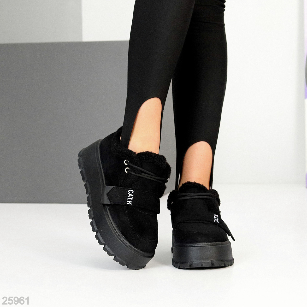 Дизайнерські уггі автоледі шнурівка+липучка на потовщеній підошві, фото 1