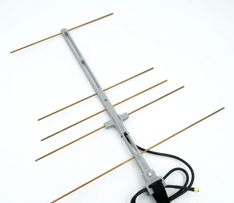 Антена Yagi 380-433 MHz пластик 10dBi, фото 1