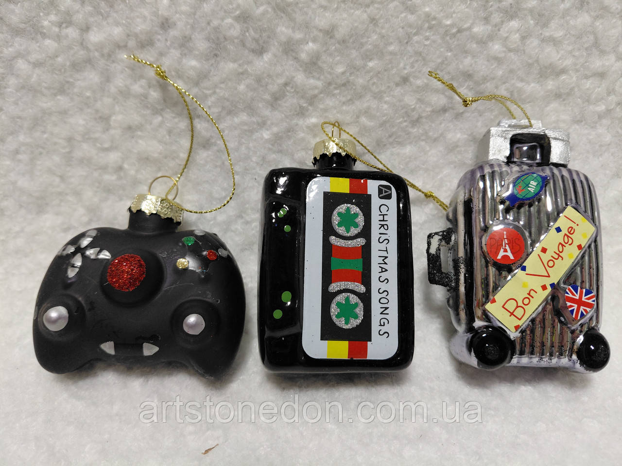 Набір новорічних скляних іграшок “Геймер • Касета • Валіза” — 3 шт, фото 1