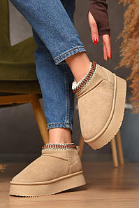 Уггі жіночі на хутрі бежевого кольору 208746P