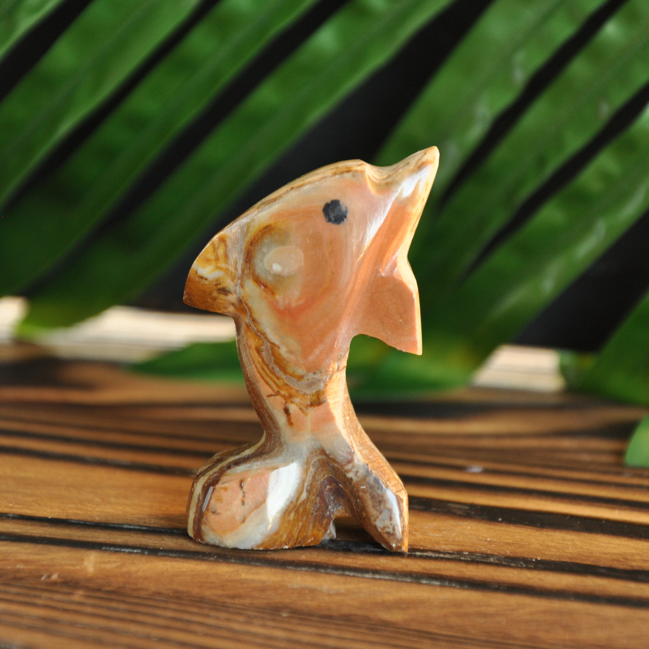 Дельфін з натурального каменю онікс, 5.5 х 4см (колір, як на фото), фото 1