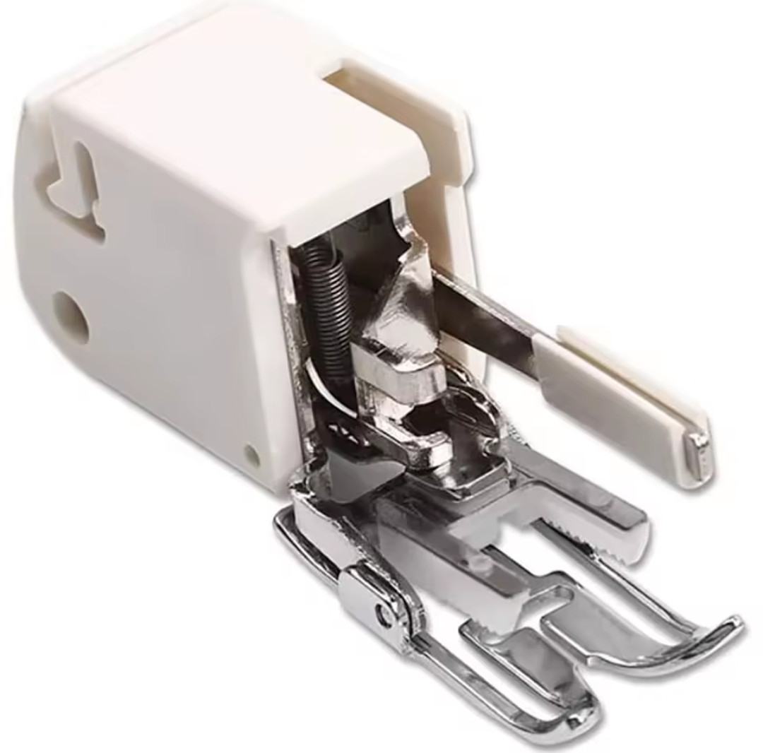 Лапка верхній транспортер, крокуюча лапка для побутових швейних машин з направляючою лінійкою, зигзаг до 7мм, TAIWAN (7243), фото 1